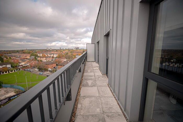 1 Bedroom Apartment For Sale In Merchants Wharf, Manchester, M5