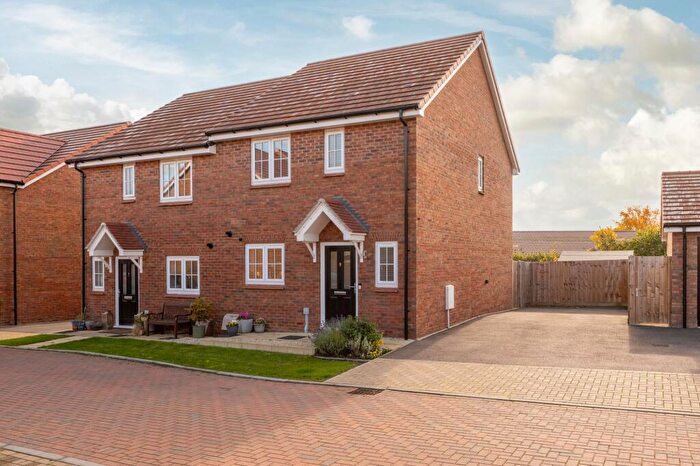 3 Bedroom Semi-Detached House For Sale In Far Wallis Road, Sharnbrook, MK44