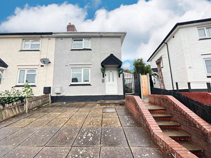 2 Bedroom Semi-Detached House For Sale In York Road, Netherton, Dudley, DY2