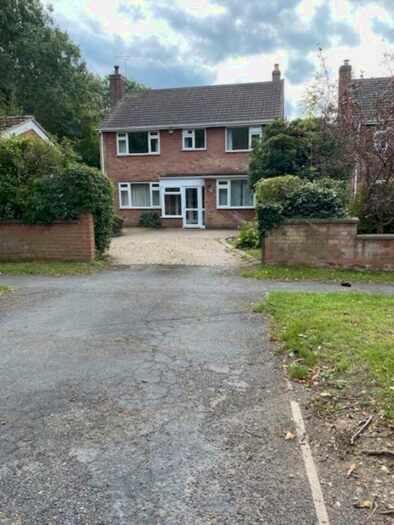 4 Bedroom House To Rent In Main Street, Ullesthorpe, LE17