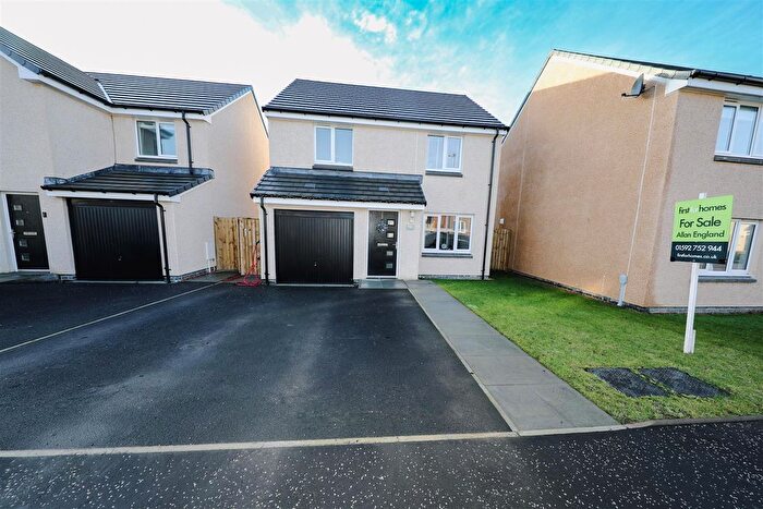 3 Bedroom Detached House For Sale In Sappi Road, Glenrothes, KY7