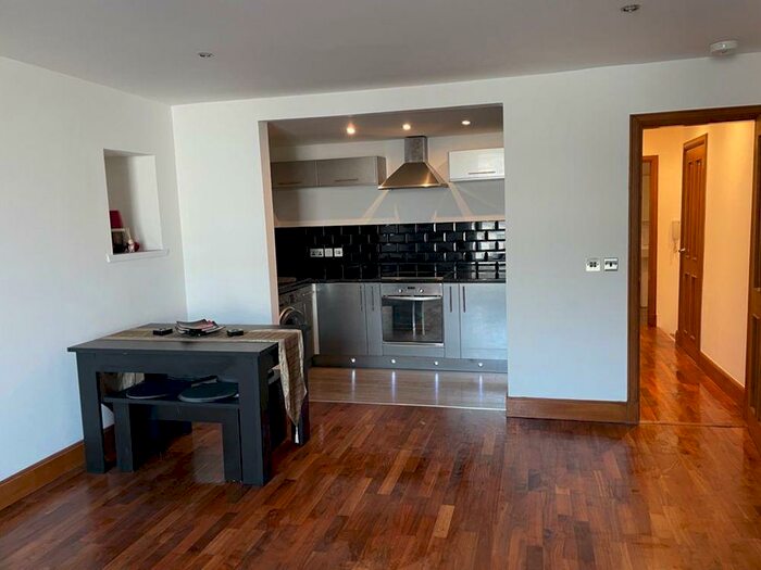 1 Bedroom Flat To Rent In Adelphi, (Off Union Street), Aberdeen, AB11