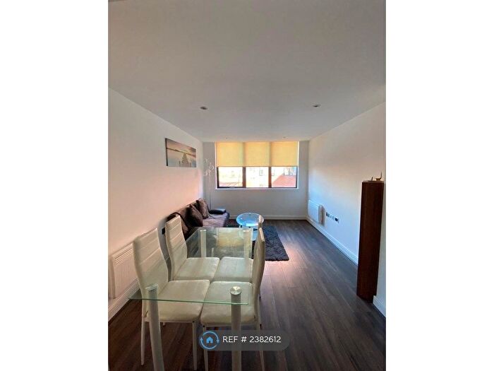 1 Bedroom Flat To Rent In Madison House, Birmingham, B5