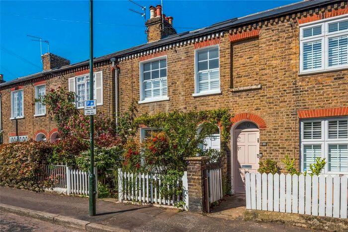 3 Bedroom Terraced House To Rent In Queens Road, East Sheen, SW14