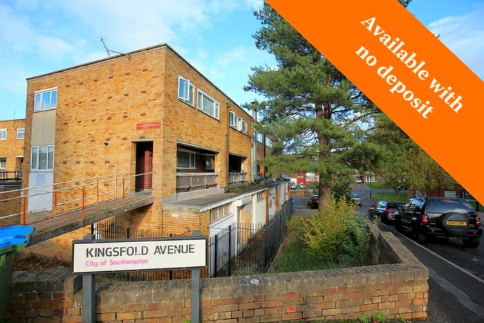 3 Bedroom Flat To Rent In Forest Hills Drive, Townhill Park, Southampton, Hampshire, SO18