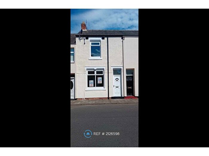3 Bedroom Terraced House To Rent In Stirling Street, Hartlepool, TS25