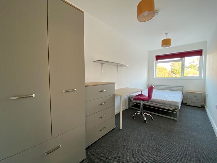 6 Bedroom Semi-Detached House To Rent In Hillside Avenue, Canterbury, CT2