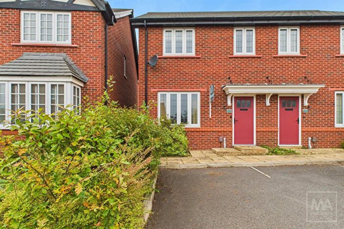 3 Bedroom Semi-Detached House For Sale In Swinfen Lake, Great Sankey, Warrington, WA5