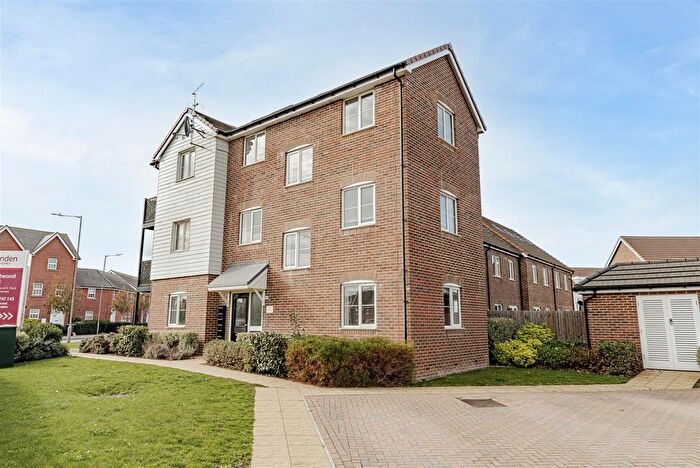 2 Bedroom Flat For Sale In Lynx Street, Margate, CT9