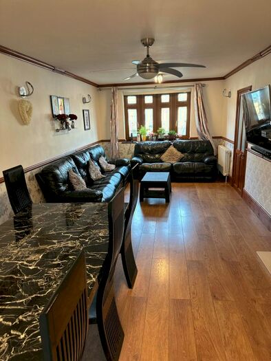 4 Bedroom Terraced House To Rent In Ayloffe Road, Dagenham, RM9