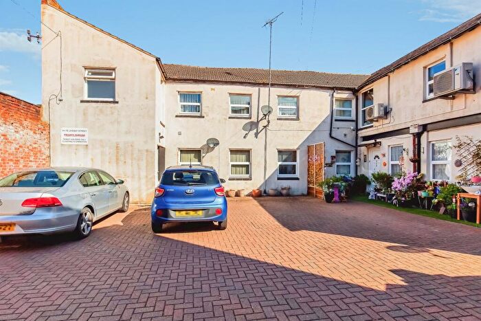 1 Bedroom Maisonette For Sale In Lindsay Street, Kettering, NN16