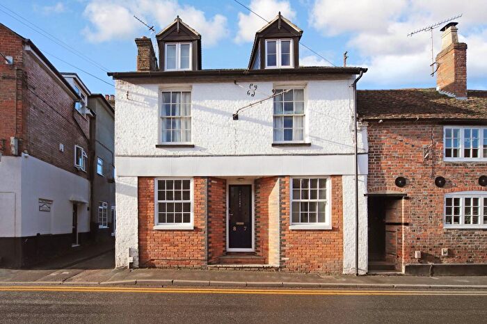 3 Bedroom Maisonette For Sale In Akeman Street, Tring, HP23