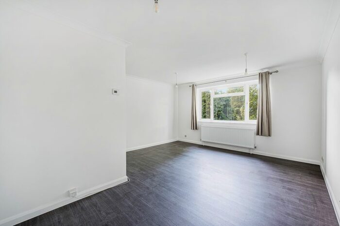 1 Bedroom Flat To Rent In Westbury Road, London, W5