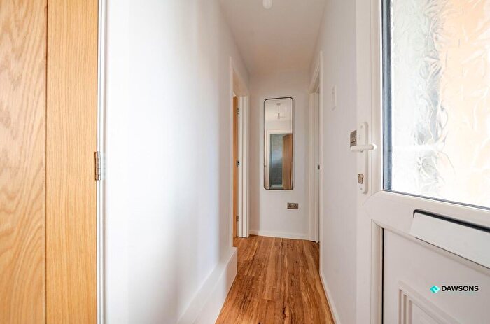 1 Bedroom Flat For Sale In Ilston Way, West Cross, Swansea, SA3