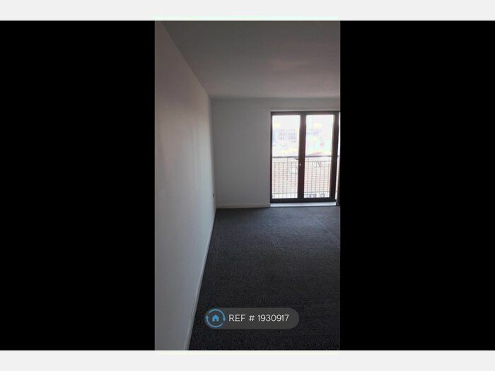 1 Bedroom Flat To Rent In Willow Court, Slough, SL3