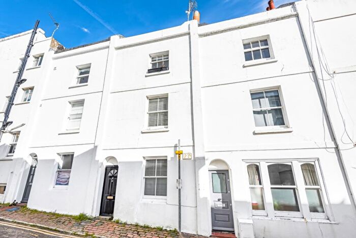 3 Bedroom Terraced House To Rent In Norfolk Buildings Brighton, BN1