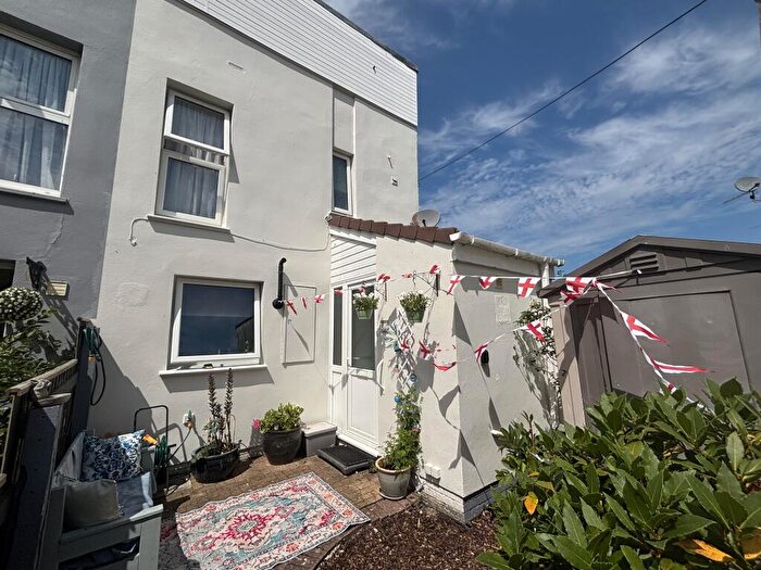 3 Bedroom End Of Terrace House For Sale In Cunningham Road, Plymouth, City Of Plymouth, PL5