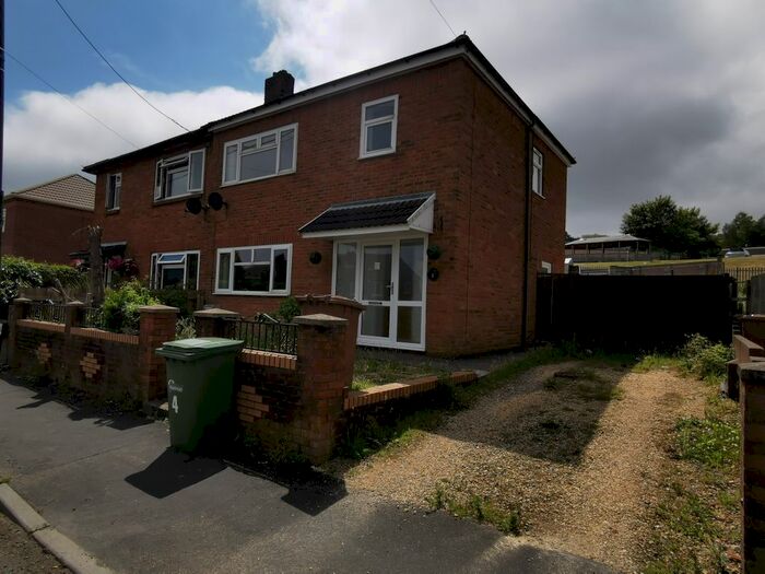 3 Bedroom Semi-Detached House To Rent In Atlee Road, Blackwood, NP12