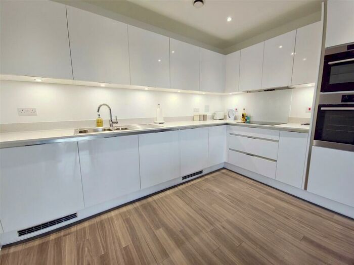 1 Bedroom Apartment To Rent In St Clement Avenue, Harold Wood, Essex, RM3