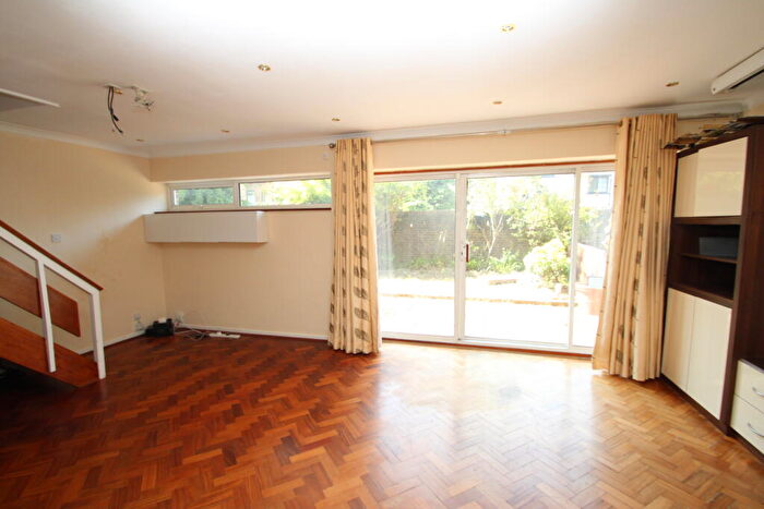 3 Bedroom Terraced House To Rent In Park Hill Rise, CR0