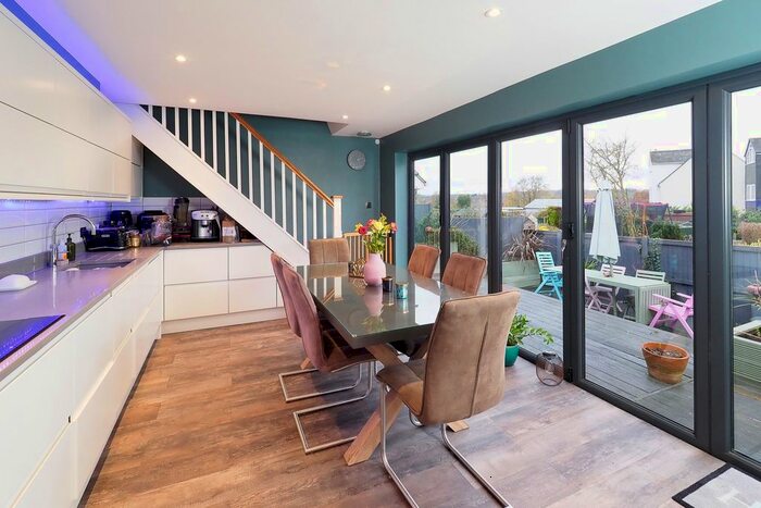5 Bedroom Detached House To Rent In Bobbin Lodge Hill, Chartham, CT4