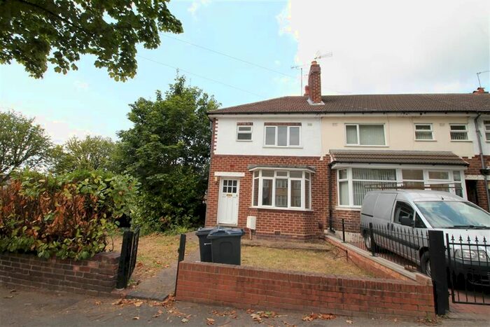 3 Bedroom End Of Terrace House To Rent In Lavendon Road, Great Barr, Birmingham, B42