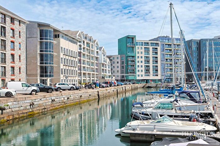 2 Bedroom Flat For Sale In Beaufort House, Mariners Court, Lower Street, Plymouth, Devon, PL4
