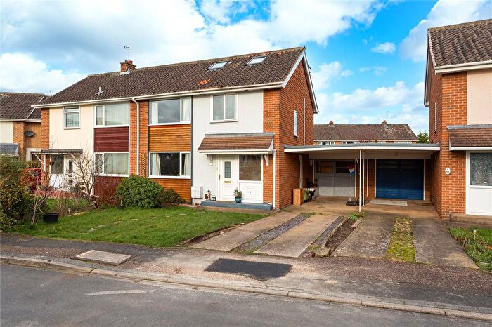 4 Bedroom Semi Detached House For Sale In Claygate, York, North Yorkshire, YO31