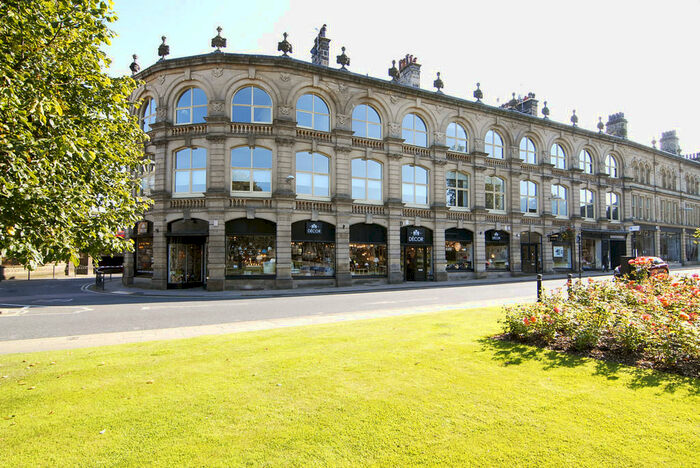 2 Bedroom Apartment To Rent In Grosvenor Buildings, Harrogate, HG1