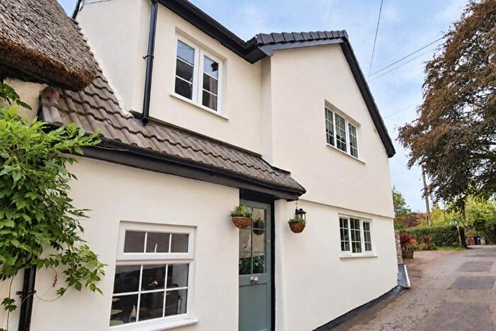 3 Bedroom Property For Sale In Bickleigh, Tiverton, EX16