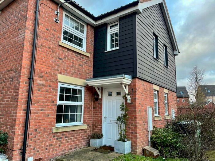 2 Bedroom Semi-Detached House To Rent In James Drive, Calverton, Nottingham, NG14
