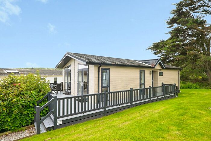 2 Bedroom Property For Sale In Praa Sands Holiday Park, Penzance, TR20