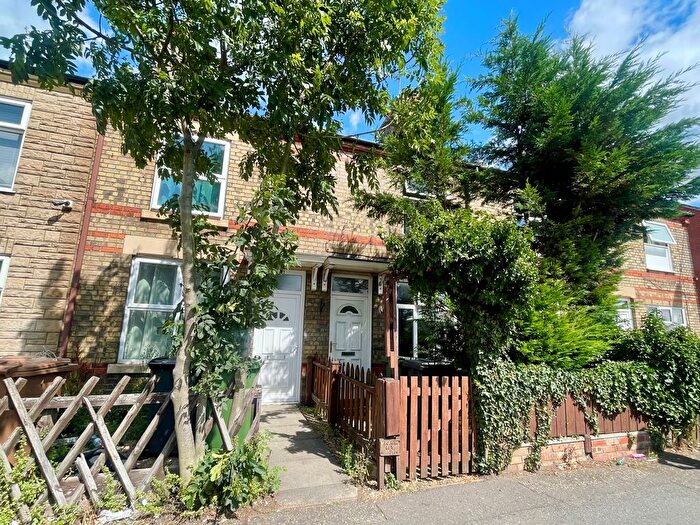 3 Bedroom Terraced House To Rent In Lincoln Road, Peterborough, PE4