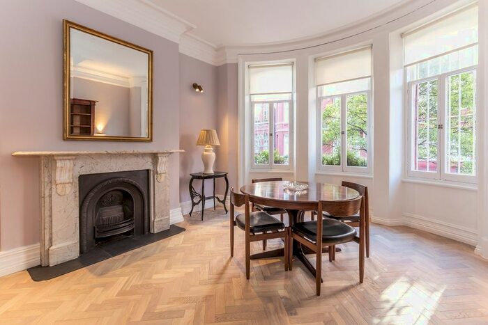 4 Bedroom Flat To Rent In Cabbell Street, London, NW1