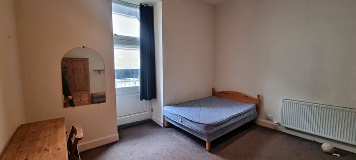 4 Bedroom Flat To Rent In Commercial Street, Dundee, DD1