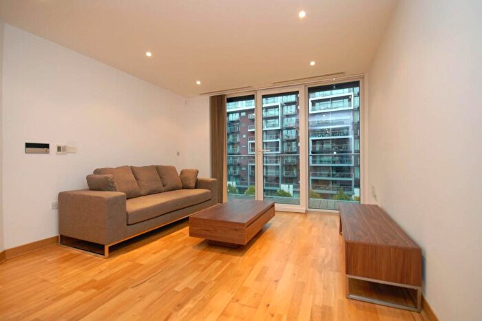 2 Bedroom Apartment To Rent In Oswald Building, Queenstown Road, London, SW11