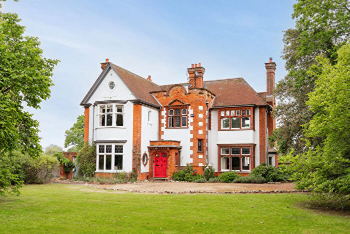 6 Bedroom Equestrian Facility For Sale In Bridge Road, Colby, Norfolk, NR11