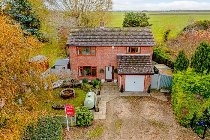 3 Bedroom Detached House For Sale In Vicarage Close, Holbeach St. Johns, Holbeach, PE12