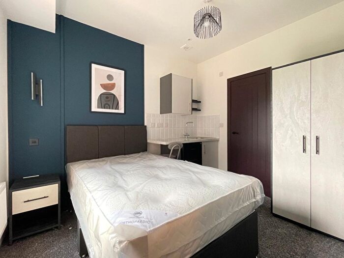 1 Bedroom Studio To Rent In Clarendon Road, Luton, Bedfordshire, LU2