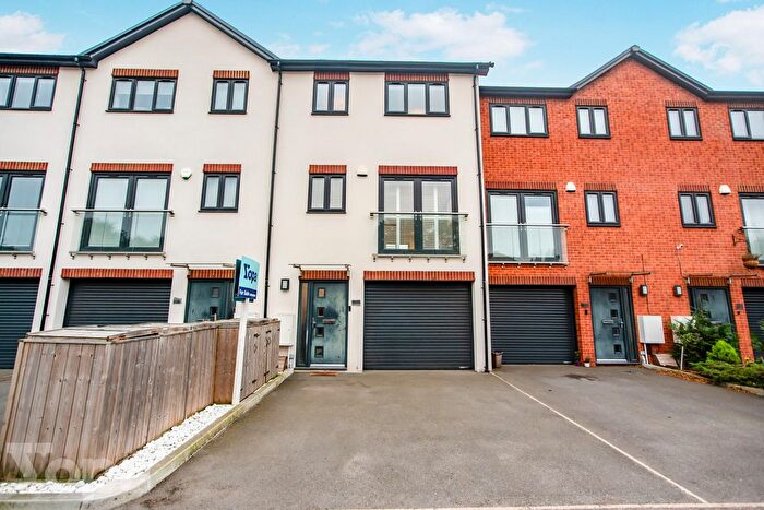 4 Bedroom Terraced House For Sale In Ellenborough Road, Sidcup, DA14