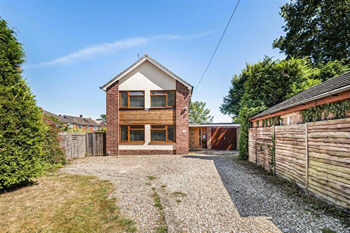 4 Bedroom Detached House For Sale In Shinfield Road, Shinfield, Reading, RG2