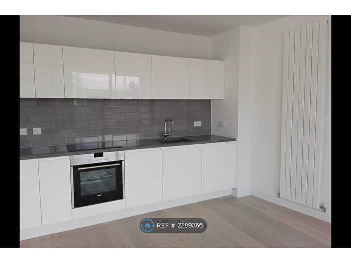 2 Bedroom Flat To Rent In Schooner Road, Royal Wharf, E16