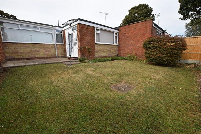 2 Bedroom Terraced Bungalow To Rent In Cowbeck Close, Rainham, Gillingham, ME8