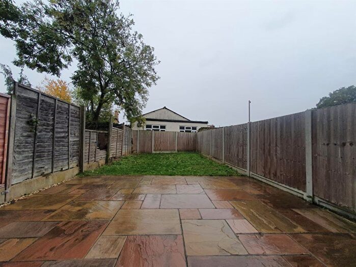 1 Bedroom Flat To Rent In Derby Road, Enfield, EN3