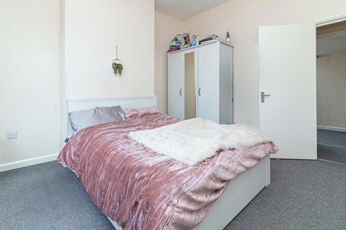2 Bedroom Terraced House To Rent In Chippendale Street, Nottingham, Nottinghamshire, NG7
