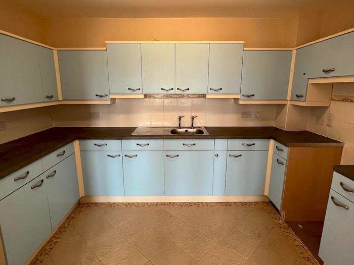 2 Bedroom Flat To Rent In Boundary Court, Bishop Auckland, DL14