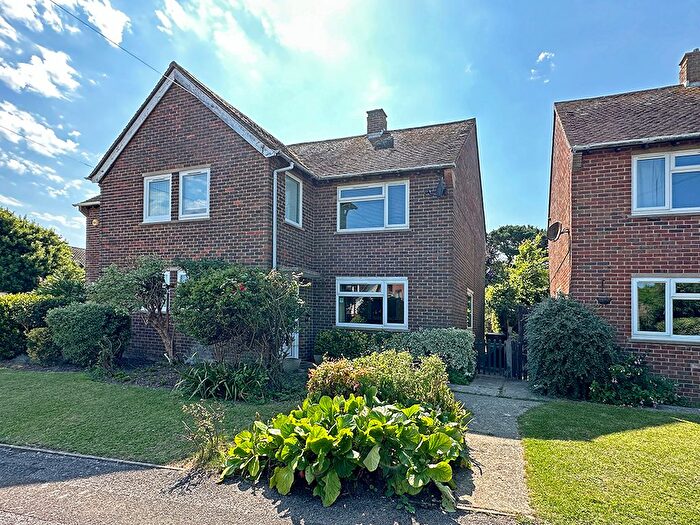3 Bedroom Semi Detached House For Sale In Mill Park Road, Pagham, Bognor Regis, West Sussex, PO21