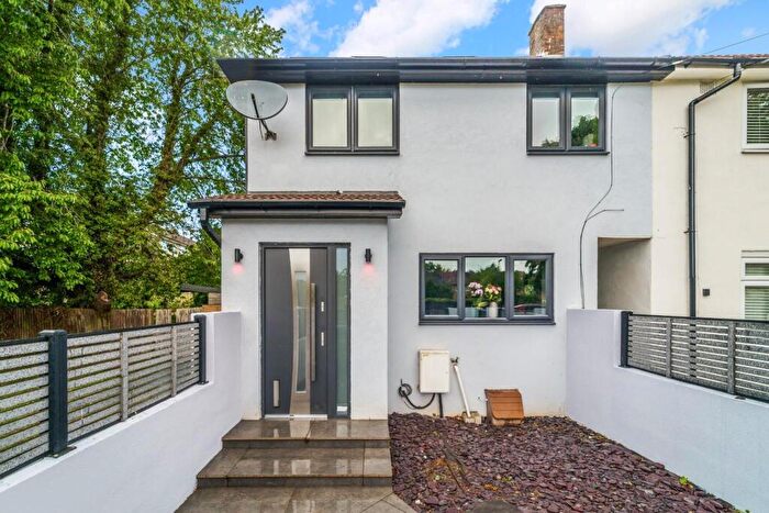 3 Bedroom End Of Terrace House For Sale In Preston Lane, Tadworth, KT20