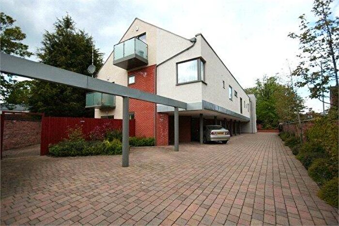 2 Bedroom Apartment To Rent In Old Cross House, Church Street, Beeston, Nottingham, NG9