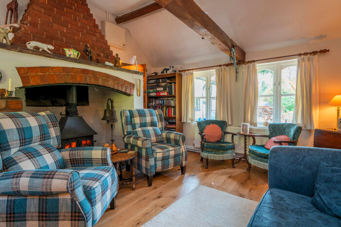 5 Bedroom Farm House For Sale In Longdon, Tewkesbury, GL20
